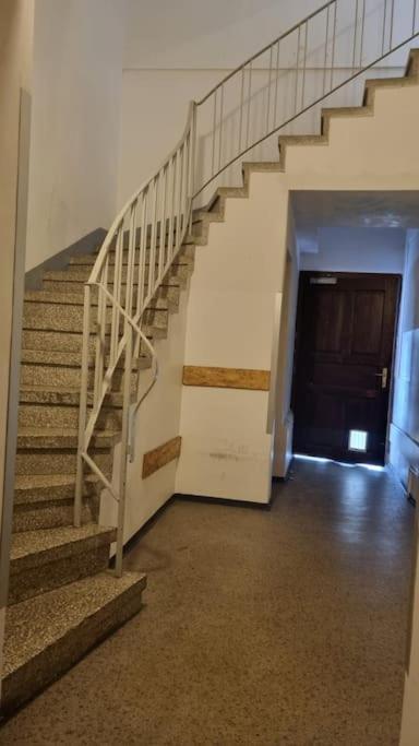 Apartment Mit 2 Betten Inklusive Gratis Parkplatz Graz Eksteriør bilde