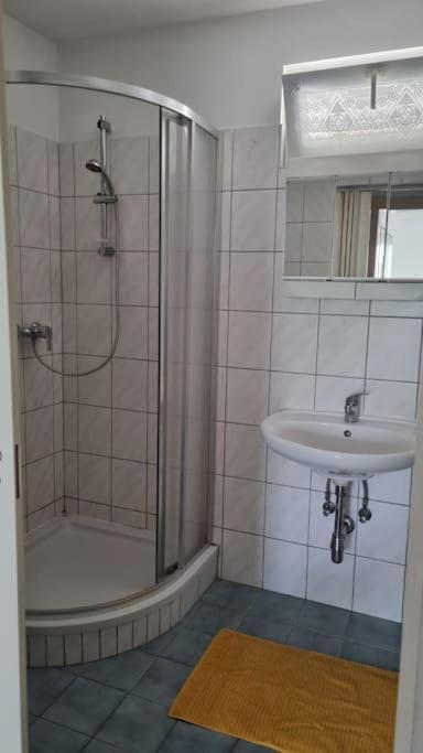 Apartment Mit 2 Betten Inklusive Gratis Parkplatz Graz Eksteriør bilde